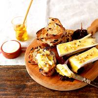 ル・ルスティックブリーと焼きいものタルティーヌ